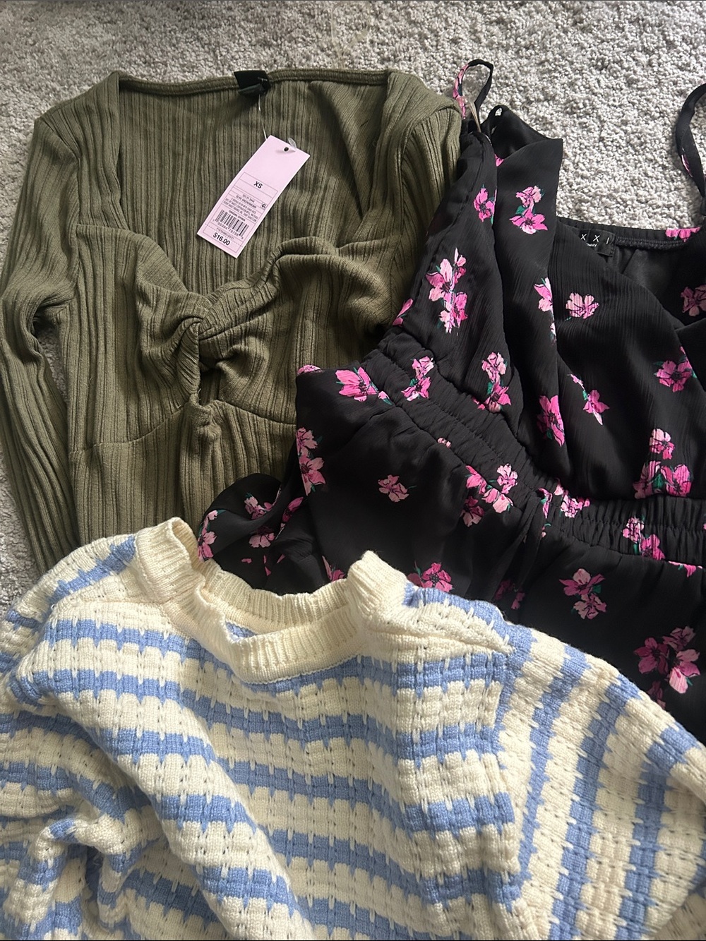 Xs clothes bundle